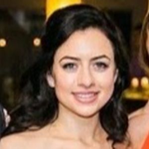 Meet your Posher, Abbey